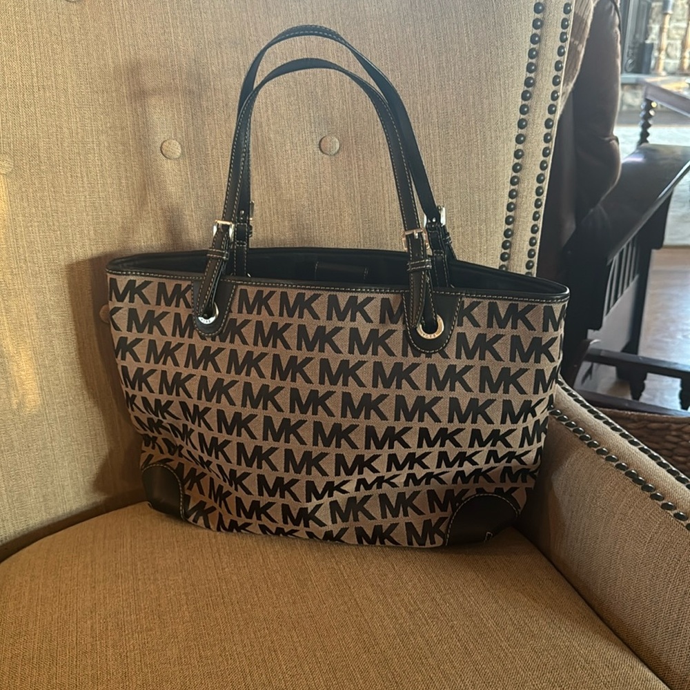 Michael Kors Tote